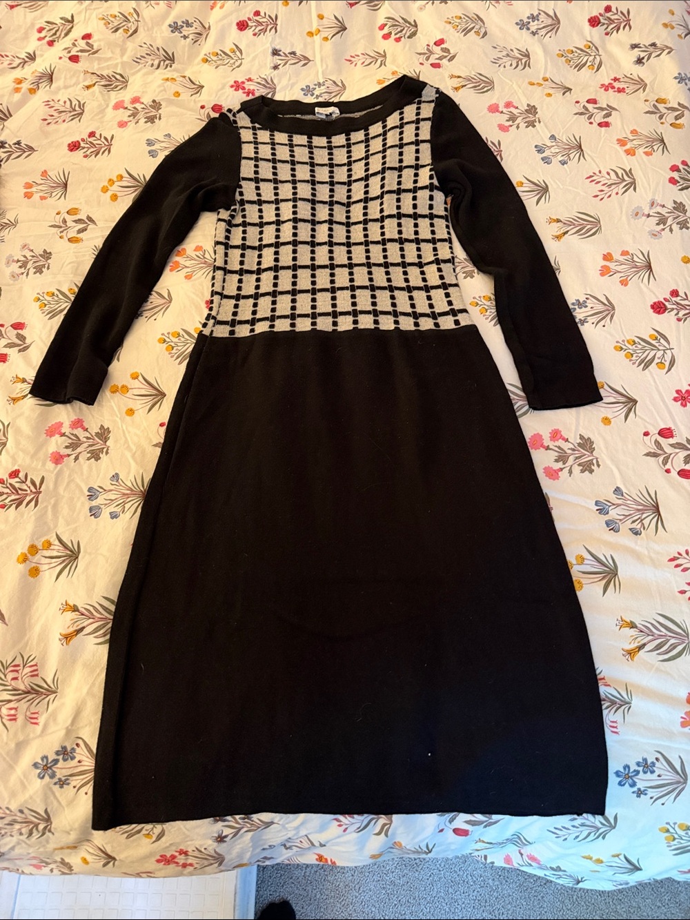 Balenciaga Black Long-Sleeve Sweater Dress